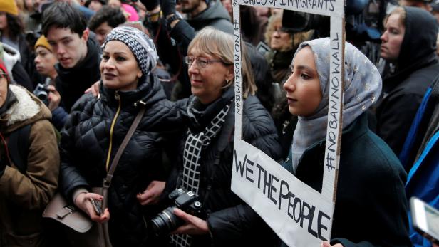 Proteste gegen den sogenannten &quot;Muslim Ban&quot; in Boston.