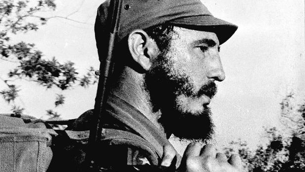 Fidel Castro in den Bergen der Sierra Maestra, undatierte Aufnahme.