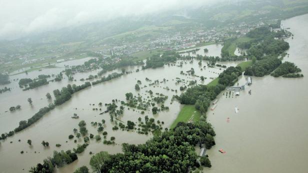 Weite Teile des Eferdinger Beckens waren im Juni 2013 überflutet.