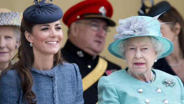 In einem Interview schwärmte Kate jetzt über die Queen.