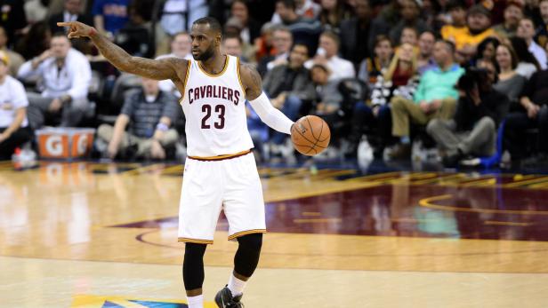 NBA: Denver Nuggets at Cleveland Cavaliers LeBron James erzielte 33 Punkte gegen die Denver Nuggets.