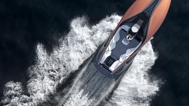 Die Sport-Yacht LEXUS V8s hat 873 PS, Ledersitze, Touchscreen-Control und für acht Personen Platz. Top-Speed: 43 Knoten