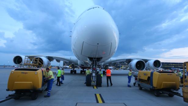 Zum Zehn-Jahres-Jubliläum in Österreich fliegt Emirates mit dem A 380 ein – die Airline hat weltweit die größte Flotte des Riesen-Jumbos.