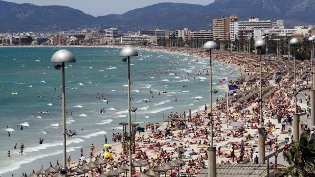 Die Hoteliers auf den Balearen laufen gegen die Abgabe naturgemäß Sturm.