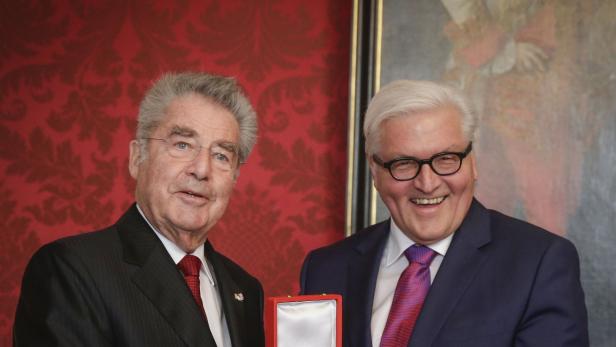 Alt-Bundespräsident Heinz Fischer (l.) und der neue Präsident Deutschlands, Frank-Walter Steinmeier.