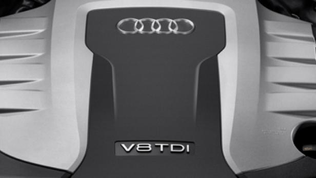 Ein V8 TDI-Motor mit dem Audi-Logo.