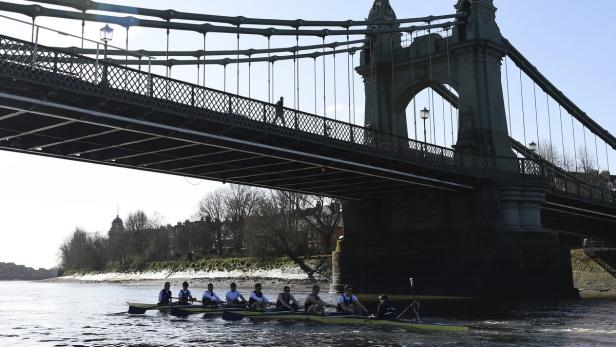 Oxford vs. Cambridge: Acht Fakten zum Ruderklassiker