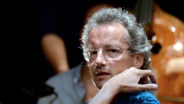 Franz Welser-Möst probt am Gürtel und hat große Pläne für Salzburg, Mailand, München etc.