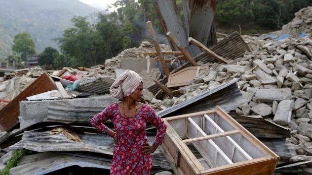 Verwüstungen nahe Laharepauwa in Nepal