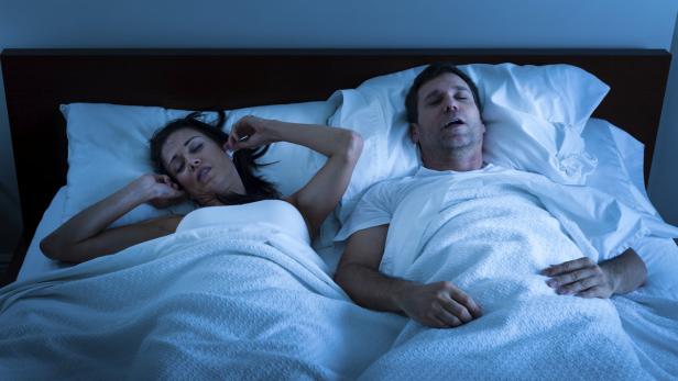 Ärzte sehen Probleme wegen kürzerer Schlafdauer.