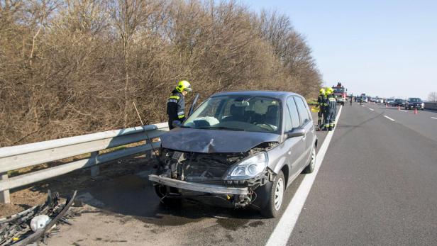Schwerer Verkehrsunfall auf der Südautobahn
