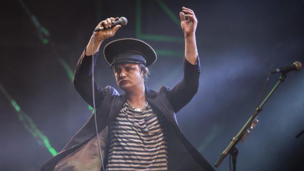 Pete Doherty bei einem Konzert im Juli