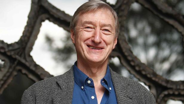 Julian Barnes