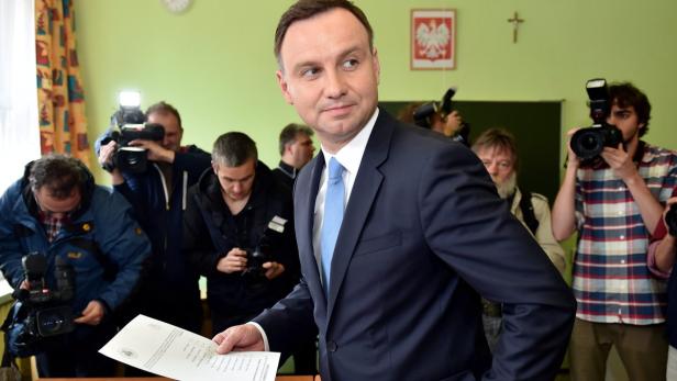 POLAND PRESIDENTIAL ELECTIONS Andrzej Duda bei der Stimabgabe.