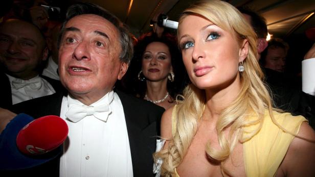 2007 war Paris Hilton beim Opernball zu Gast.