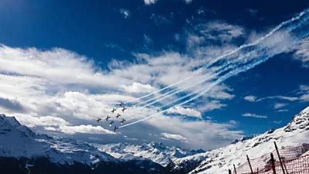 PC-7-Team fliegt nicht Damen-Weltcup in Crans Montana