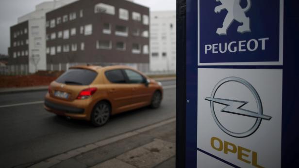 Familie Peugeot unterstützt Übernahme von Opel
