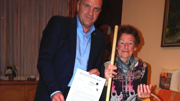 Die 84-Jährige Anna Wachterwar fassungslos und wandte sich an AKNÖ-Präsident Markus Wieser