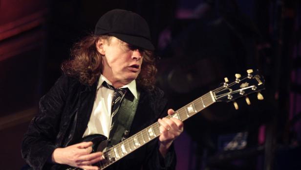 AC/DC: Der Griff in die Unterhose