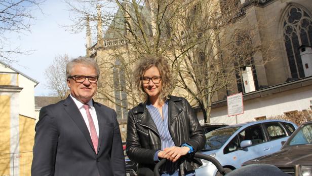 Bürgermeister Klaus Luger und BI-Sprecherin Maria Riess