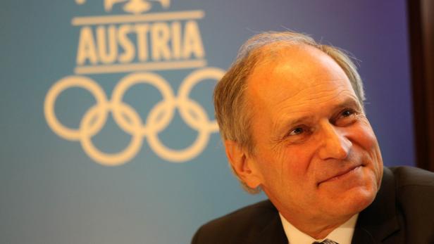 Multifunktionär: Mennel ist nun Generalsekretär des Österreichischen Olympischen Comitees und Präsident der Este Bank Eishockey Liga.