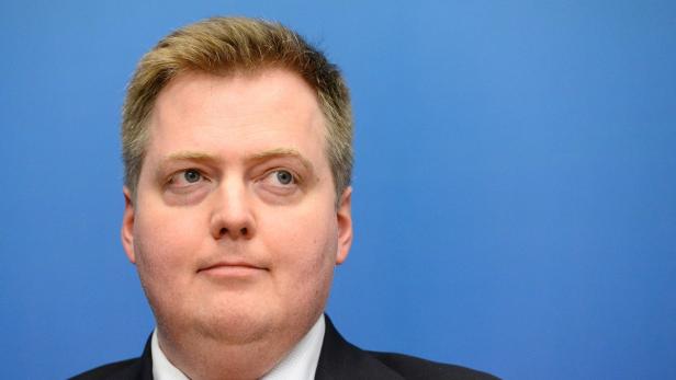 FILES-ICELAND-CORRUPTION-BANK-GOVERNMENT David Gunnlaugsson bleibt vorerst.