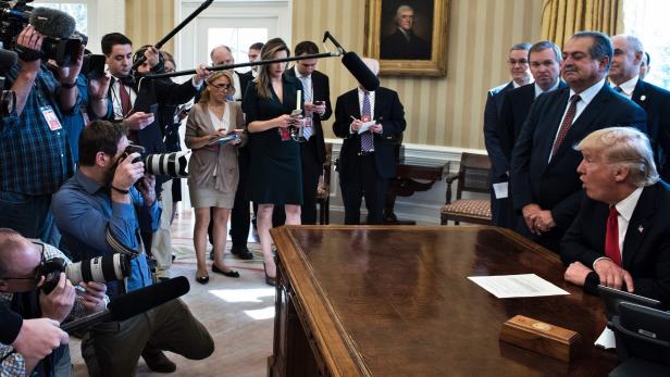 Donald Trump im Oval Office