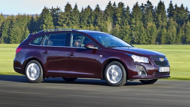 Chevrolet Cruze: Kluges Last-Wägelchen