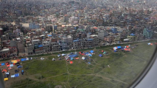 Zelte für die überlebenden Erdbeben-Opfer in Kathmandu.