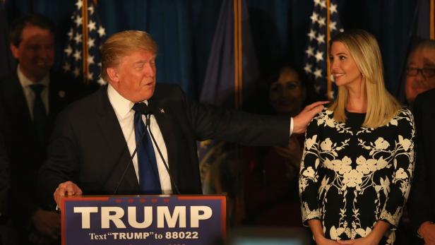 Peinlich: 20.000 Ivanka Trump-Schals zurückgerufen