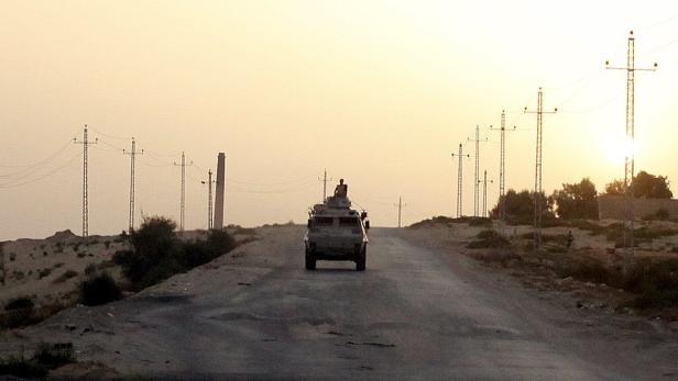 Ägyptisches Militärfahrzeug auf der Sinai-Halbinsel.