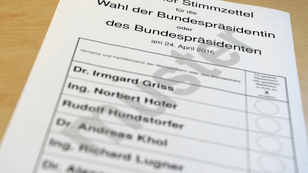 Um am Sonntag sein Kreuzerl machen zu können, kann man sich mit Uber zum Wahllkokal kutschieren lassen - kostenlos.