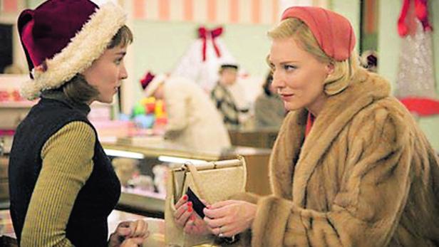 Cate Blanchett als Carol spielt eine Upper-Class-Ehefrau