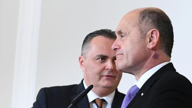 Verteidigungsminister Hans Peter Doskozil (SPÖ) und Innenminister Wolfgang Sobotka (ÖVP)