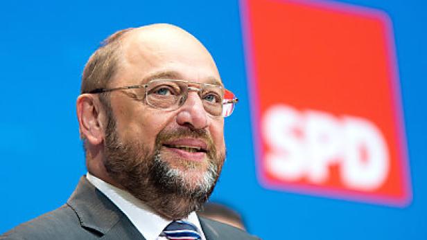 Umfrage: SPD stabil im Hoch - Union verliert