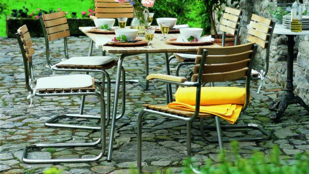 Der Outdoor-Freischwinger &quot;S 40&quot;, eine Design-Ikone des Bauhaus-Architekten Mart Stam, wird 80 Jahre alt.