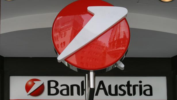 … Das Logo der Bank Austria mit rotem Kreis und weißem Pfeil.