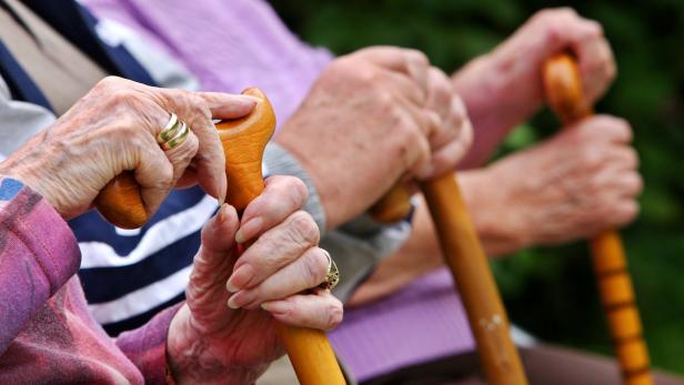 Mit 67 Jahren zu alt für einen 8000-Euro-Kredit