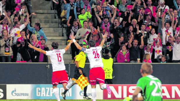 Salzburgs Torschützen: Schiemer (li.) und Soriano ließen die Fans jubeln