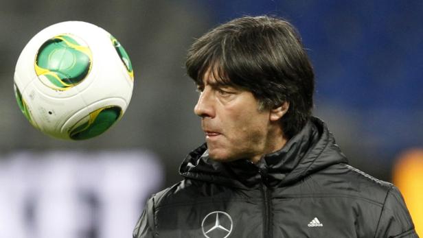 Germany's national soccer team head coach Loew att