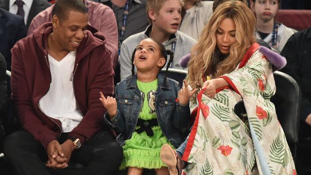 In Gucci: Blue Ivy mit Mama Beyone und Papa Jay-Z
