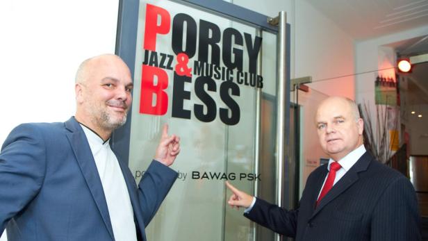 BILD zu OTS - http://www.apa-fotoservice.at/galerie/3161 Im Bild v.l.n.r. Christoph Huber (Leiter Porgy &amp; Bess) und Byron Haynes (Generaldirektor BAWAG P.S.K.)