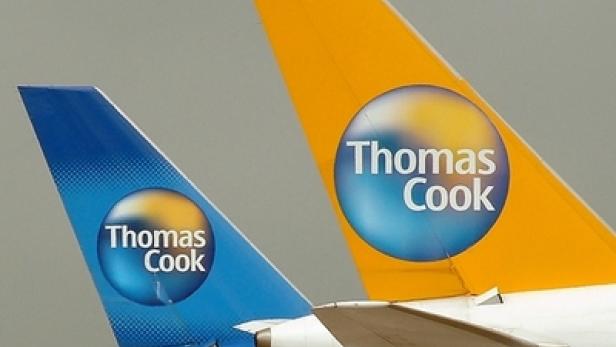 Thomas Cook - Flugzeuge (c: MoneyToTheMasses.com)