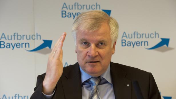 Bayerns Ministerpräsident Seehofer (CSU). Foto: Koch/dapd Bayern fordert: Zurück mit dem Zaster