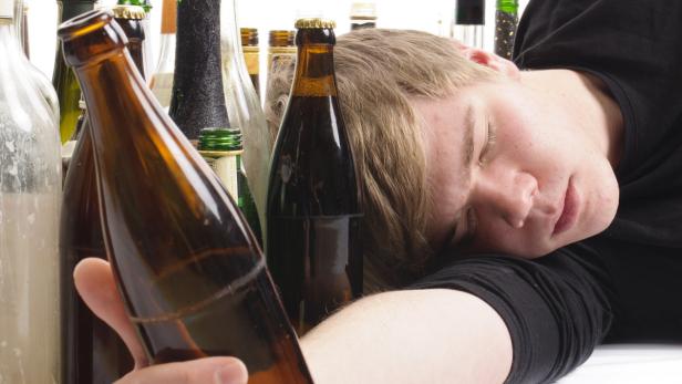 Zahl der Alkoholiker unter 14 steigt stark