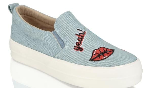 Patches auf Denim-Loafer, 19,95 €, bei Shoe4you, www.shoe4you.at