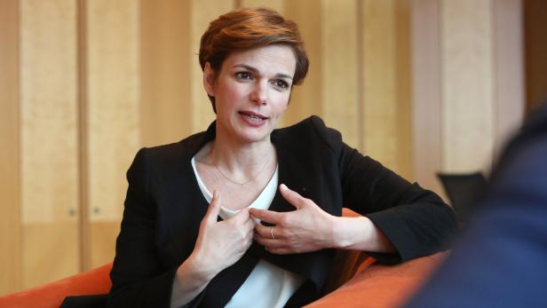 Pamela Rendi-Wagner, Bundesministerin für Gesundheit und Frauen
