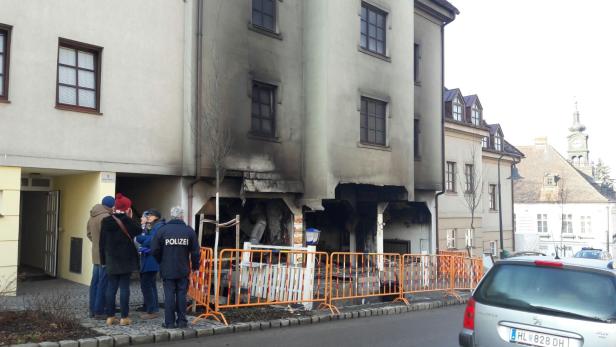 Explosion in Hollabrunn: Pizzeria brannte aus