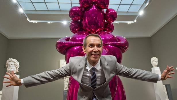 Jeff Koons, der „Siegerkünstler“ schlechthin, vor seinem Werk „Balloon Venus“: Eine andere Version der Skulptur stand bis vor Kurzem auch im Naturhistorischen Museum Wien