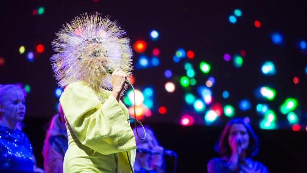 Berlin: Kunst und Kult mit Björk und Blur